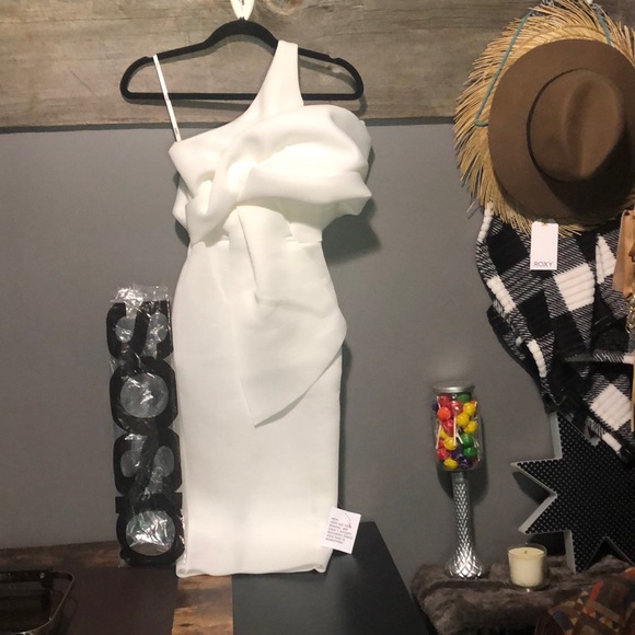 NWT ASOS bright white cold shoulder tank dress - Picture 1 of 12